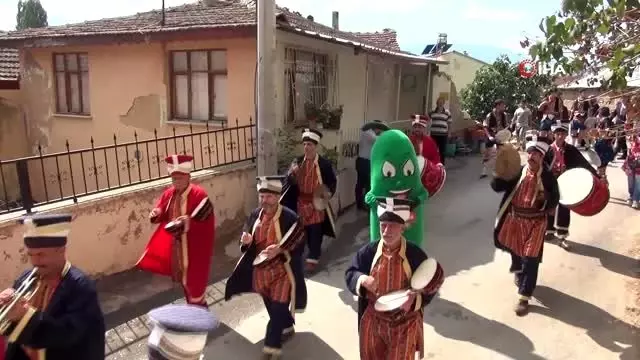 Gedelek'te 6. Turşu Festivali Gedelek'te 6. Turşu Festivali