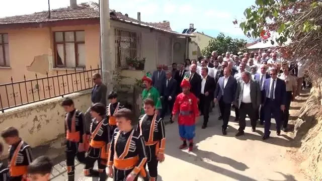 Gedelek'te 6. Turşu Festivali Gedelek'te 6. Turşu Festivali