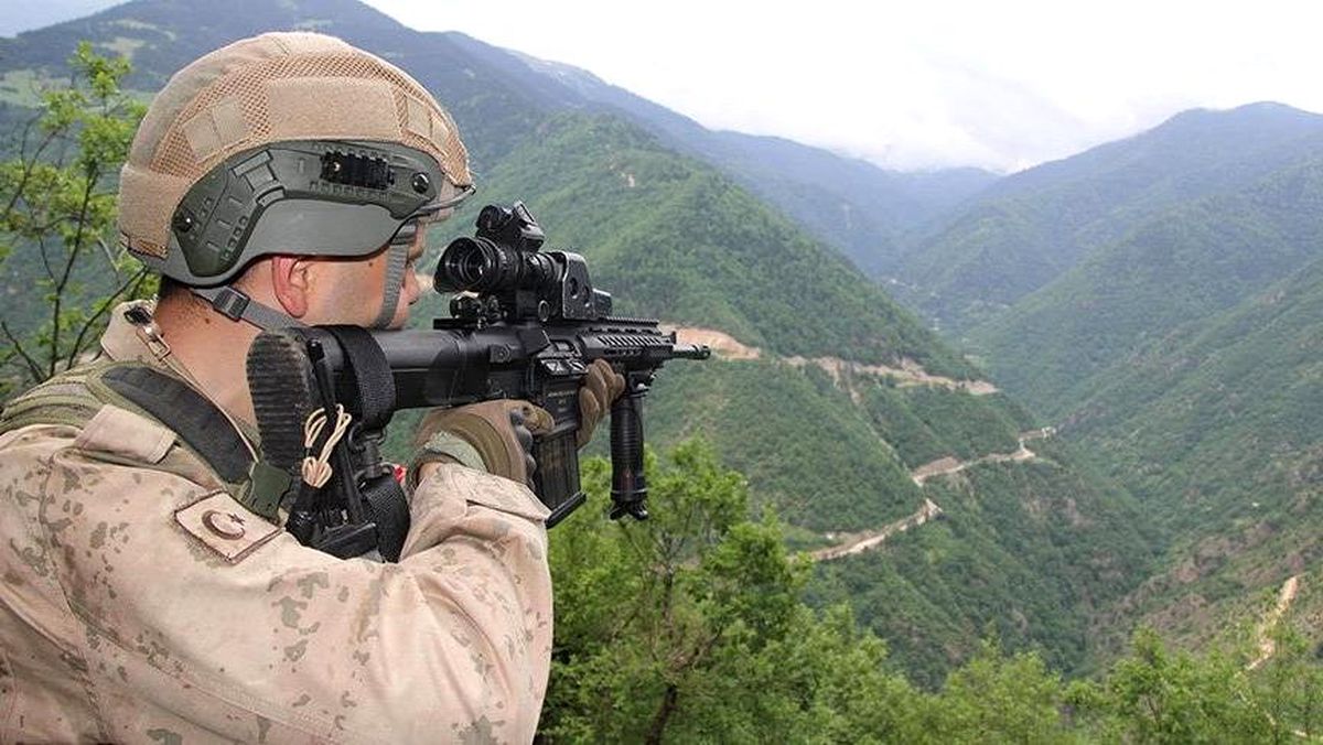 Terör örgütü PKK'nın istihbarat ve özel güç unsuru olan 5 terörist öldürüldü