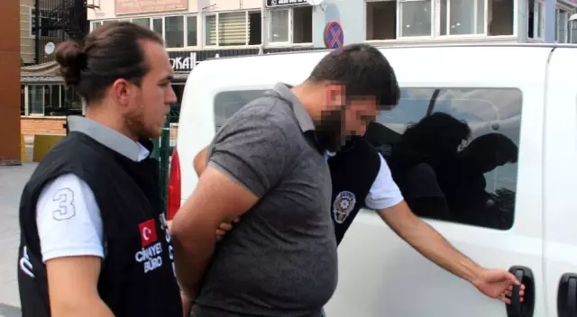 Tartıştıkları şahsı bıçaklayarak öldürdükleri iddia edilen 4 kişi adliyede Tartıştıkları şahsı bıçaklayarak öldürdükleri iddia edilen 4 kişi adliyede