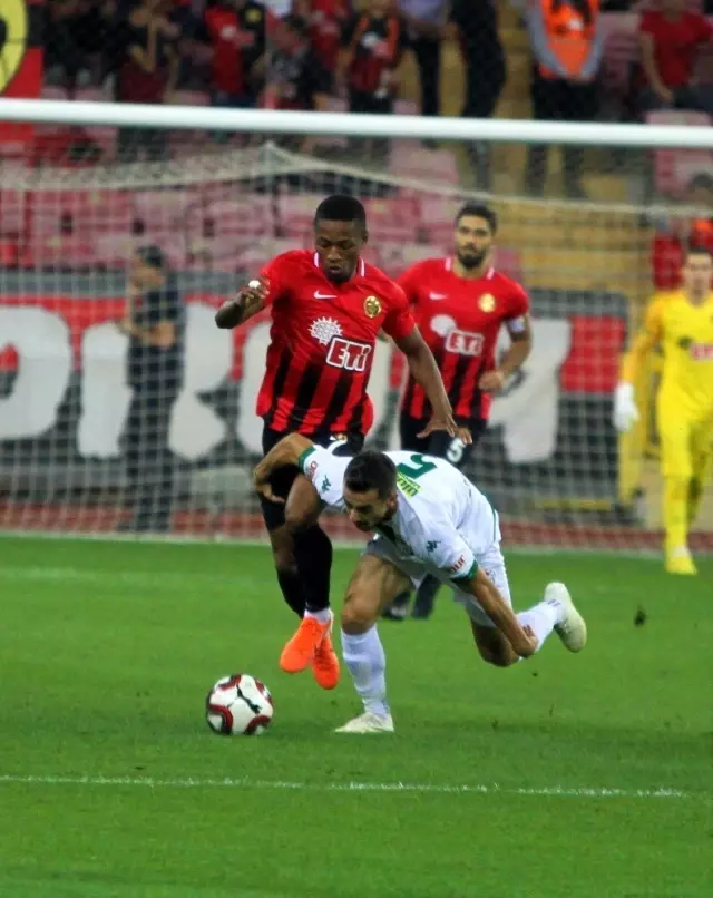 TFF 1. Lig: Eskişehirspor: 0 - Bursaspor: 2 TFF 1. Lig: Eskişehirspor: 0 - Bursaspor: 2