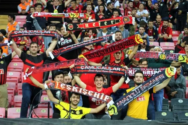 TFF 1. Lig: Eskişehirspor: 0 - Bursaspor: 2 TFF 1. Lig: Eskişehirspor: 0 - Bursaspor: 2