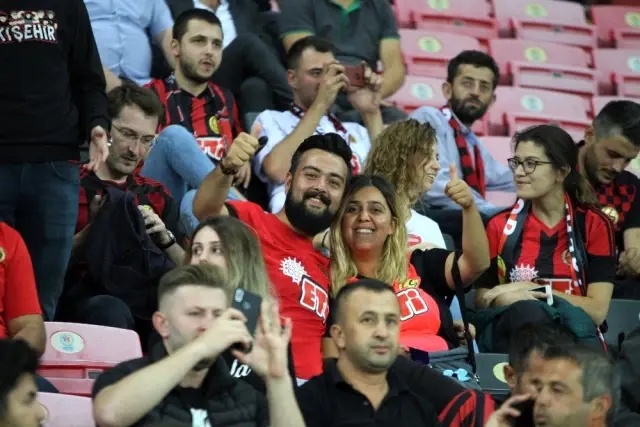 TFF 1. Lig: Eskişehirspor: 0 - Bursaspor: 2 TFF 1. Lig: Eskişehirspor: 0 - Bursaspor: 2