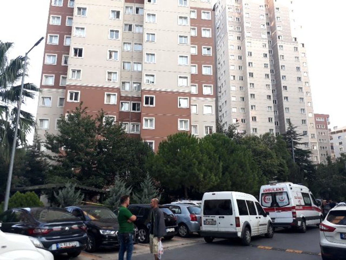 17. kattan düşen 2 yaşındaki çocuk hayatını kaybetti