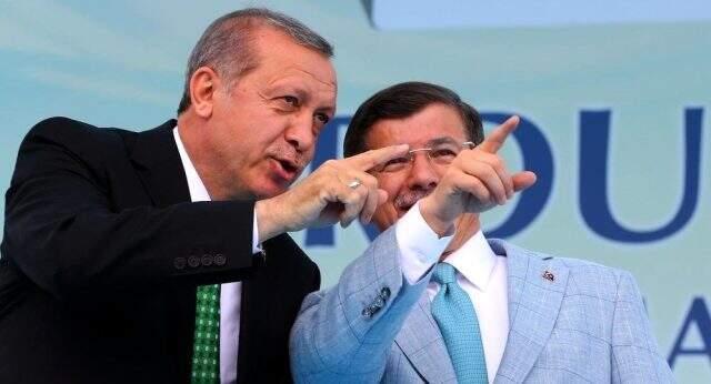 Ahmet Davutoğlu krizi neden başladı, nasıl bu noktaya geldi?