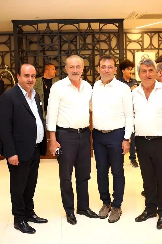Başkan Atabay ve İmamoğlu Batman'da nikaha katıldı Başkan Atabay ve İmamoğlu Batman'da nikaha katıldı