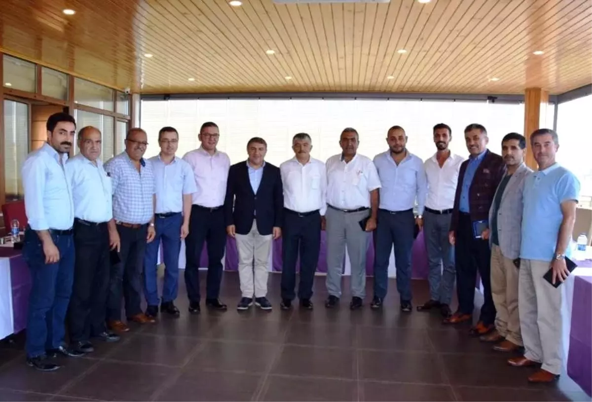 Başkan Şayir, muhtarlarla bir araya geldi