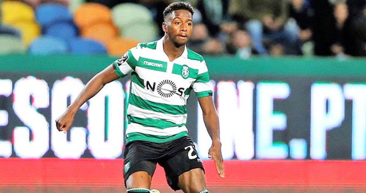 Beşiktaş'ın yeni transferi Diaby İstanbul'a geldi!