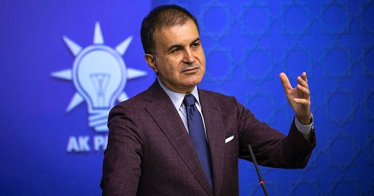 Cuma hutbesinde Atatürk'ün anılmadığı iddiasını AK Parti Sözcüsü Çelik, dinlettiği duayla yalanladı
