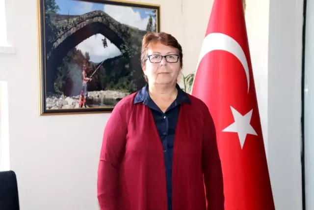 'Fındığın Başkenti' sloganı tartışmaya yol açtı 'Fındığın Başkenti' sloganı tartışmaya yol açtı