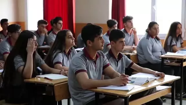 Özel öğrencilerin yemek yapma eğitimi Özel öğrencilerin yemek yapma eğitimi