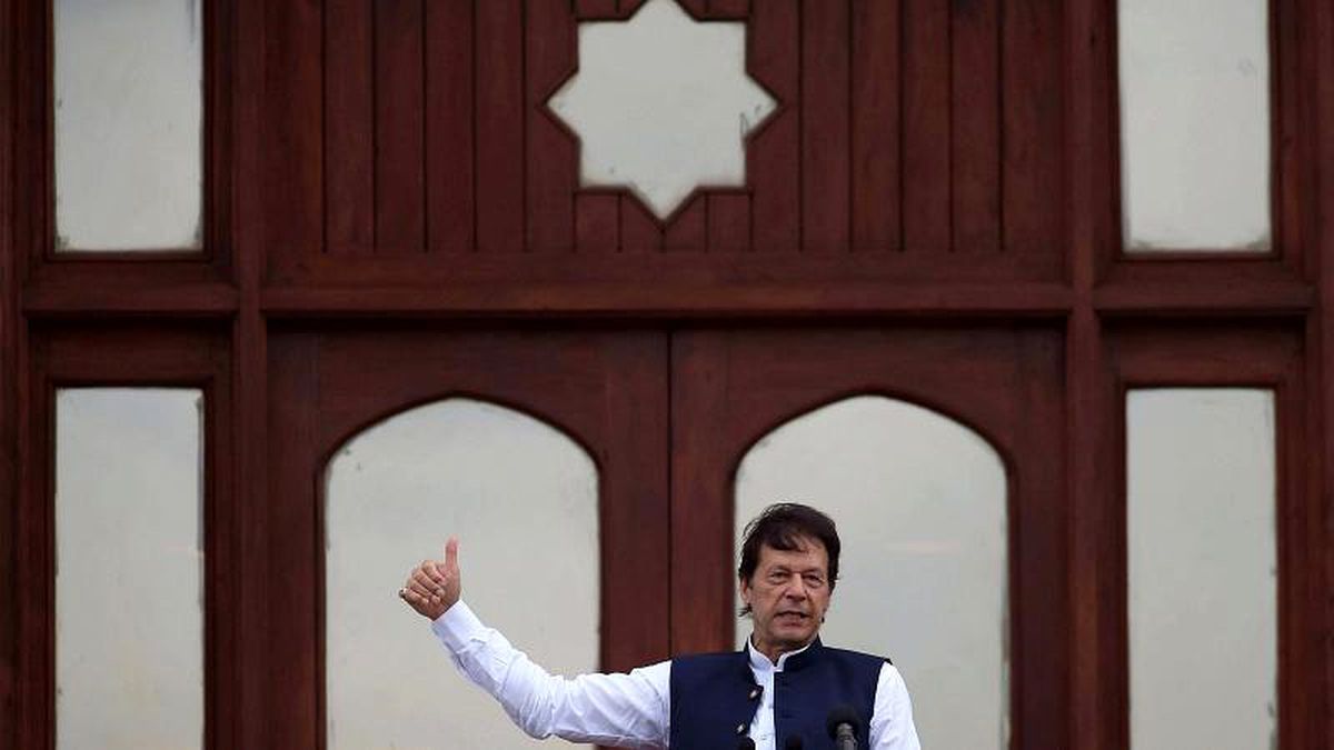Pakistan Başbakanı Han'dan Hindistan'a Keşmir mesajı: Nükleer silah kullanan ilk ülke olmayacağız