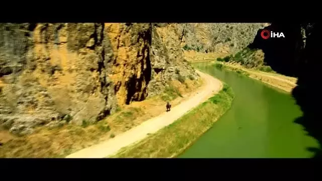 73 ödüllü 'Bozkurt Kuşlara Bak Kuşlara' filmi 6 Eylül'de vizyona girecek 73 ödüllü 'Bozkurt Kuşlara Bak Kuşlara' filmi 6 Eylül'de vizyona girecek