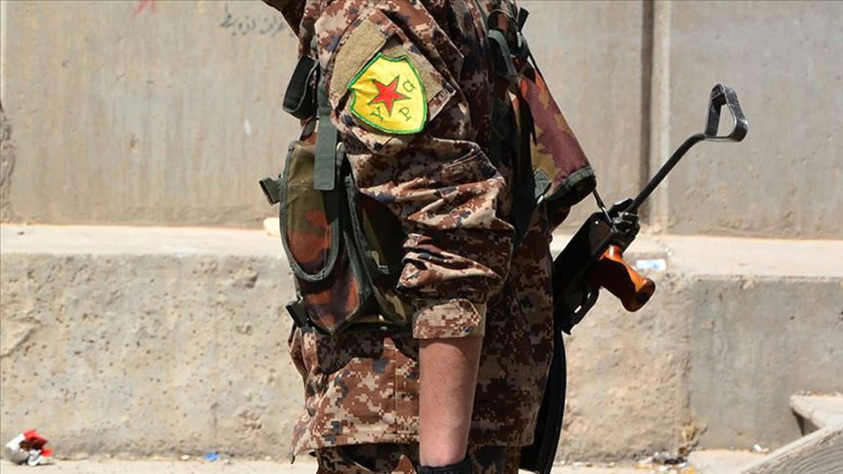 Güvenli bölge görüşmeleri devam ederken, ABD 700 teröristi eğitti
