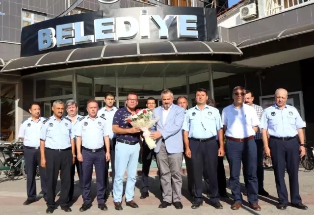 Başkan Kılıç: 'Zabıta ekiplerimiz özveriyle görev yapıyor' Başkan Kılıç: 'Zabıta ekiplerimiz özveriyle görev yapıyor'