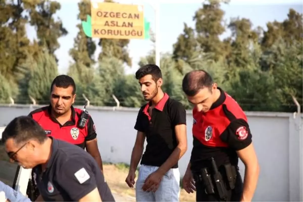 Eşiyle tartışan 3 aylık hamile kadın otomobilden atladı