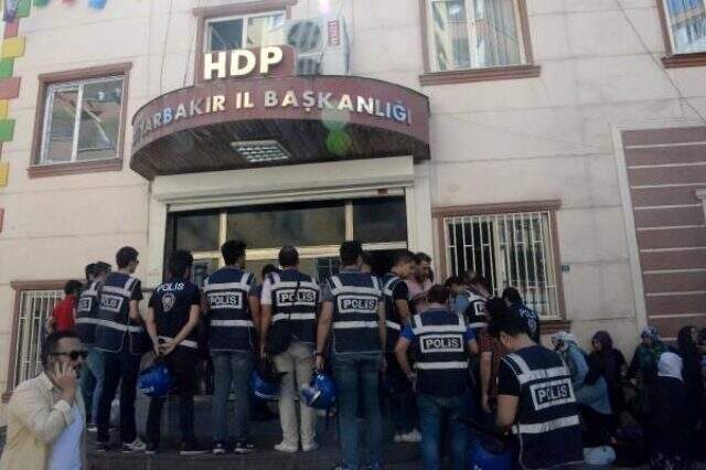 HDP'li yöneticilere soğuk duş: Başlarım sizin Kürdistan davanıza