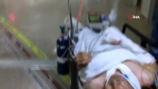 Hurda toplamak için çıktığı inşaatın çatısından düşerek ağır yaralandı Hurda toplamak için çıktığı inşaatın çatısından düşerek ağır yaralandı