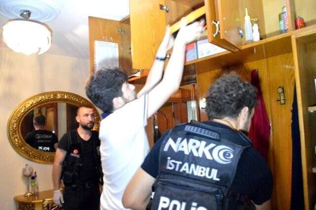 İstanbul'da helikopter destekli şafak operasyonu!