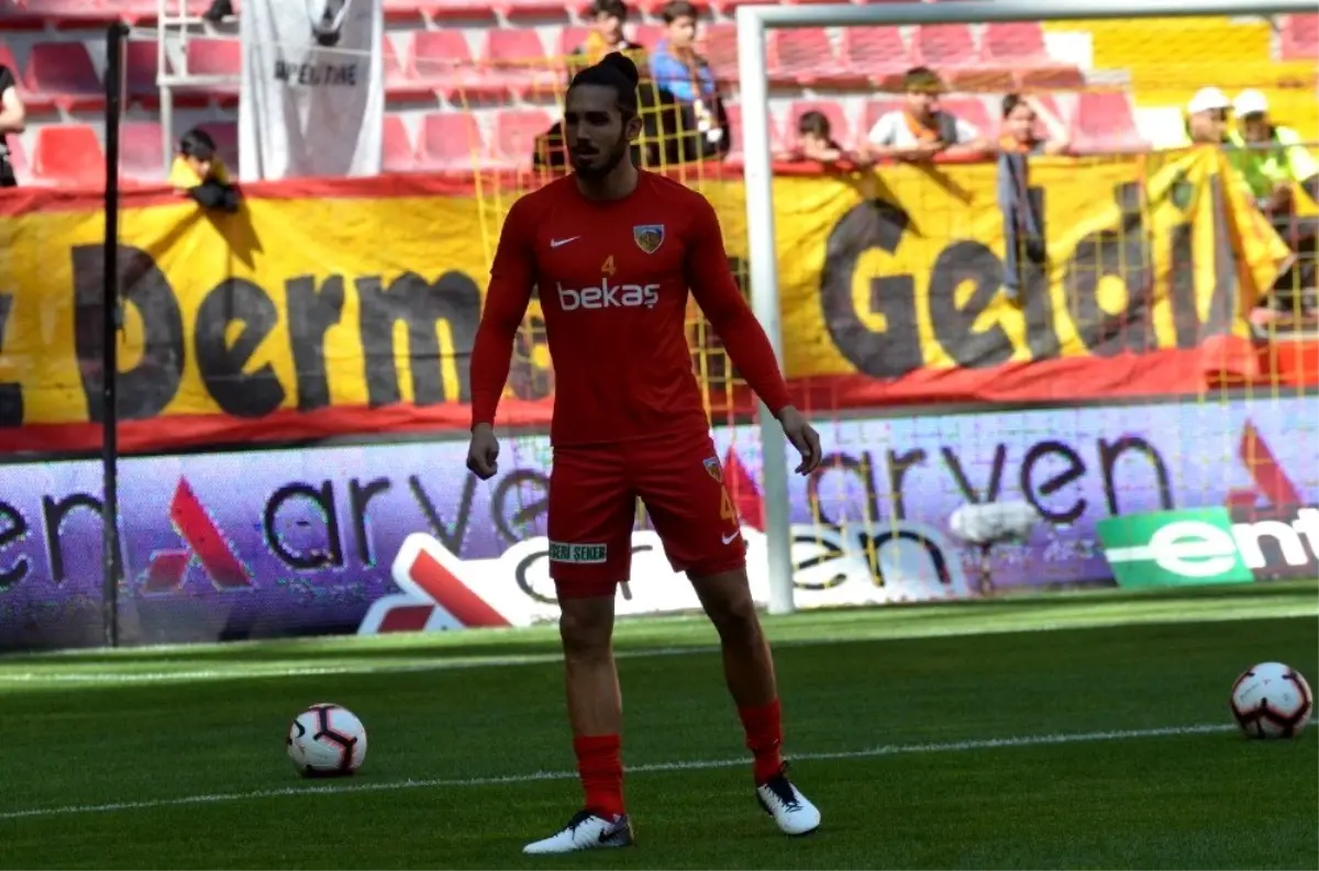 Kayserispor Levent'e lisans çıkardı