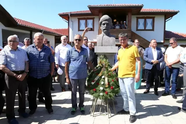 Koca Yusuf Yağlı Güreşleri'nde başpehlivan Edirne'den