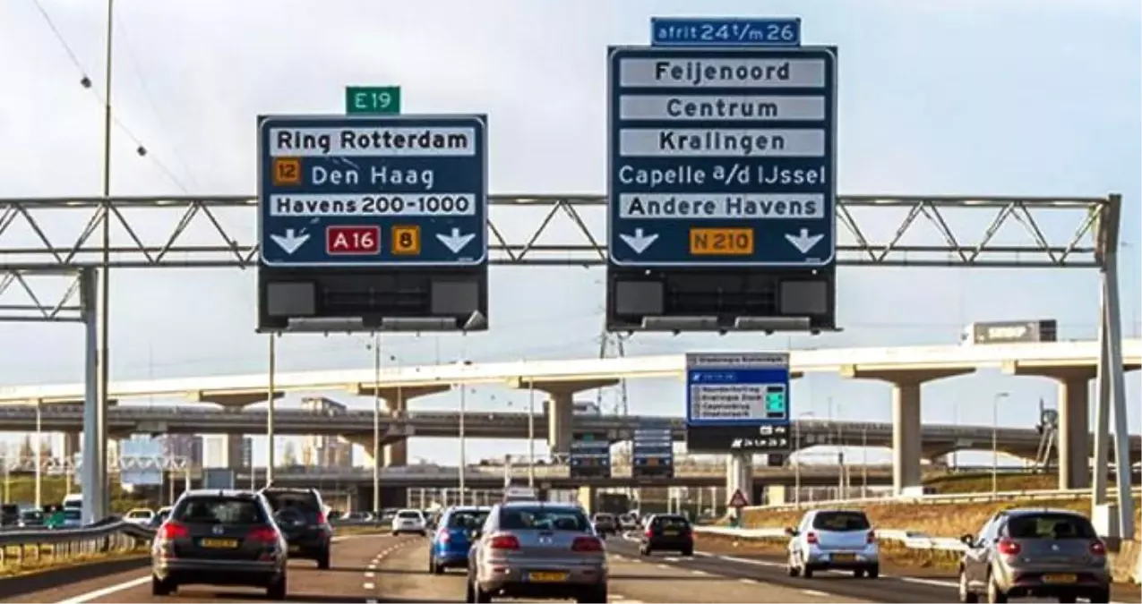 Rotterdam'da bir polis memuru darp edilldiği için Türklere ve Faslılara düğün konvoyu yasağı geliyor