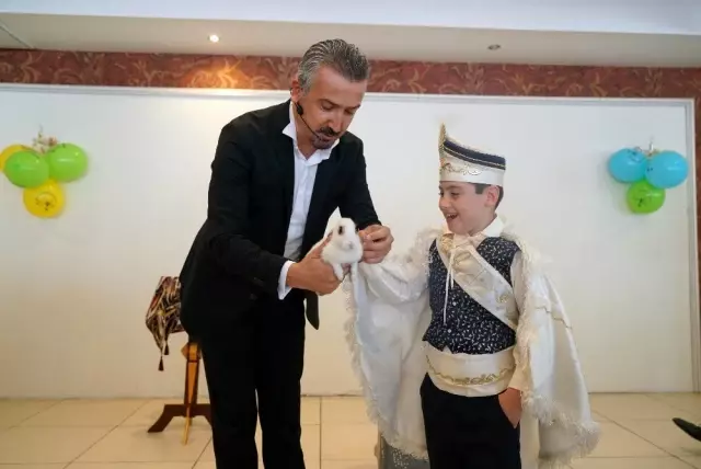 Terme Belediyesinden 55 çocuğa sünnet şöleni Terme Belediyesinden 55 çocuğa sünnet şöleni