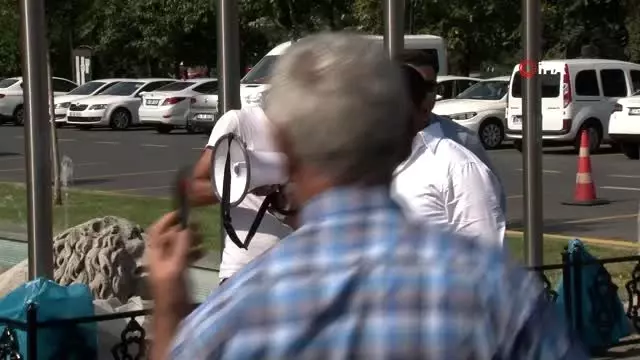 AK Parti Genel Başkanlar Yarımcısı Fatma Betül Sayan Kaya, işten çıkarılan İBB işçilerini ziyaret... AK Parti Genel Başkanlar Yarımcısı Fatma Betül Sayan Kaya, işten çıkarılan İBB işçilerini ziyaret...