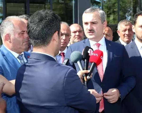 Ak parti il başkanı şenocak, çatalca belediyesi'ni ziyaret etti Ak parti il başkanı şenocak, çatalca belediyesi'ni ziyaret etti