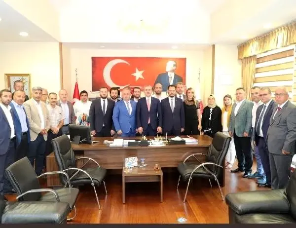 Ak parti il başkanı şenocak, çatalca belediyesi'ni ziyaret etti Ak parti il başkanı şenocak, çatalca belediyesi'ni ziyaret etti