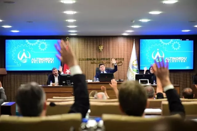 Altınordu Belediyesi kurumsal kimliğine 'Türkiye Cumhuriyeti' ibaresi eklenecek Altınordu Belediyesi kurumsal kimliğine 'Türkiye Cumhuriyeti' ibaresi eklenecek