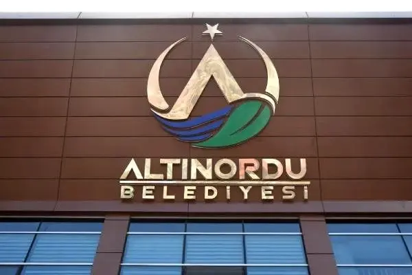Altınordu belediyesi'ne 'türkiye cumhuriyeti' ibaresi koyulacak Altınordu belediyesi'ne 'türkiye cumhuriyeti' ibaresi koyulacak