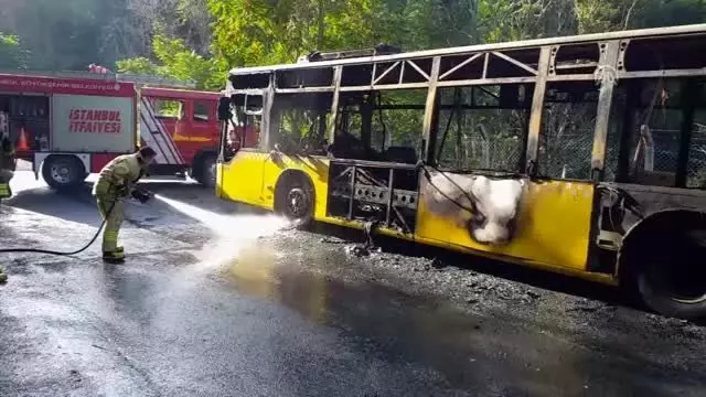 Beykoz'da İETT otobüsü yandı Beykoz'da İETT otobüsü yandı