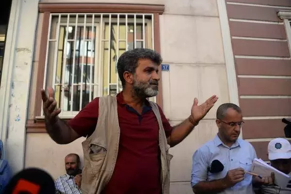 Çocuklarını isteyen ailelerin hdp önündeki oturma eylemi 2'nci gününde (4) Çocuklarını isteyen ailelerin hdp önündeki oturma eylemi 2'nci gününde (4)