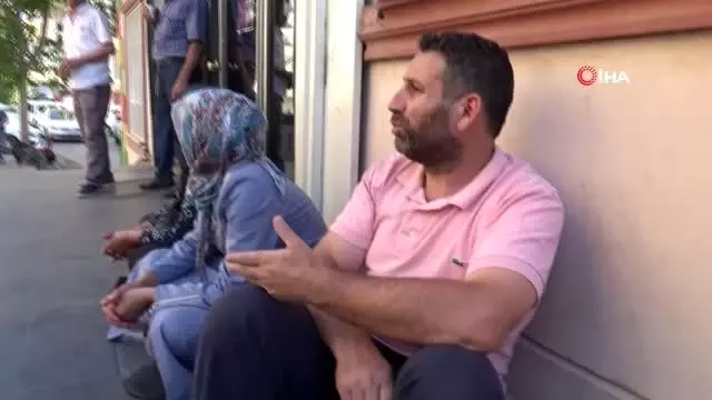HDP önünde eylem yapan aile sayısı 4'e yükseldi HDP önünde eylem yapan aile sayısı 4'e yükseldi