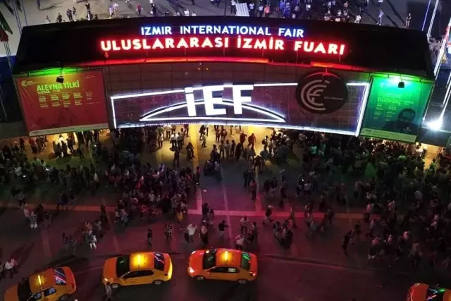 İzmir'de toplu ulaşıma Fuar düzenlemesi