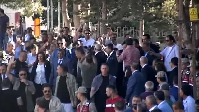 Kılıçdaroğlu: 'Herkesi kucaklayan, her sorunu çözmek için mücadele eden bir siyaset anlayışı... Kılıçdaroğlu: 'Herkesi kucaklayan, her sorunu çözmek için mücadele eden bir siyaset anlayışı...
