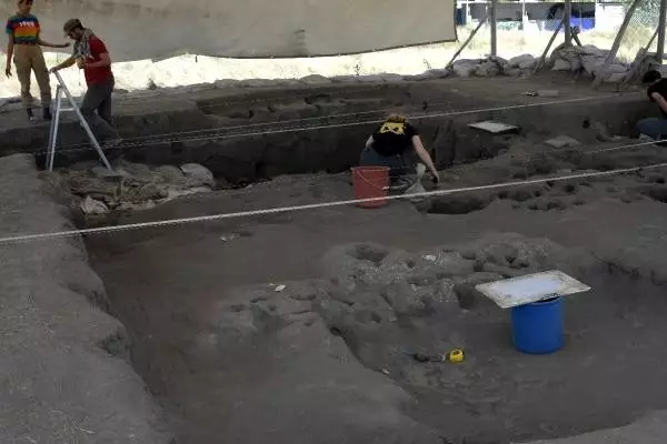 Konya'daki boncuklu höyük'te yaşayanlar, avrupa'ya göç etmiş Konya'daki boncuklu höyük'te yaşayanlar, avrupa'ya göç etmiş