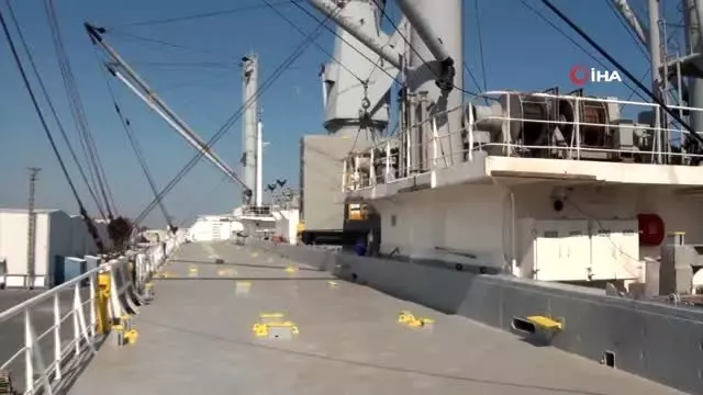 Muz yüklü gemide 83 kilo kokain ele geçirildi