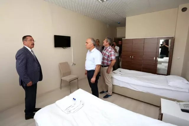 Rektör Bağ: 'Çardak OSBMYO'nun taşınacağı söylentileri gerçeği yansıtmıyor' Rektör Bağ: 'Çardak OSBMYO'nun taşınacağı söylentileri gerçeği yansıtmıyor'