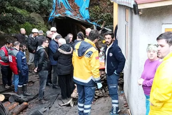 Ruhsatsız maden ocağındaki patlamada yaralanan işçi hayatını kaybetti