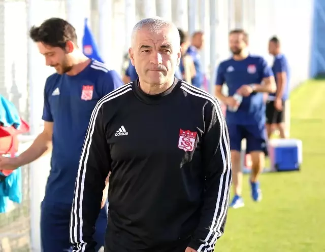 Çalımbay: 'Final niteliğinde maçlarımız var' Çalımbay: 'Final niteliğinde maçlarımız var'
