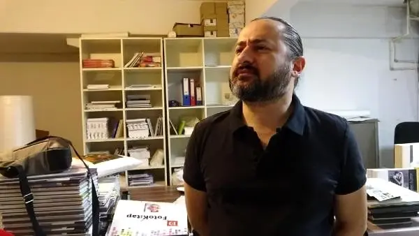 Çocuğa içki içiren çifte, uşak'ta gözaltı (3) Çocuğa içki içiren çifte, uşak'ta gözaltı (3)