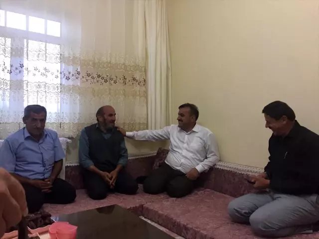 Çumra Belediye Başkanı Oflaz'ın ziyaretleri devam ediyor Çumra Belediye Başkanı Oflaz'ın ziyaretleri devam ediyor
