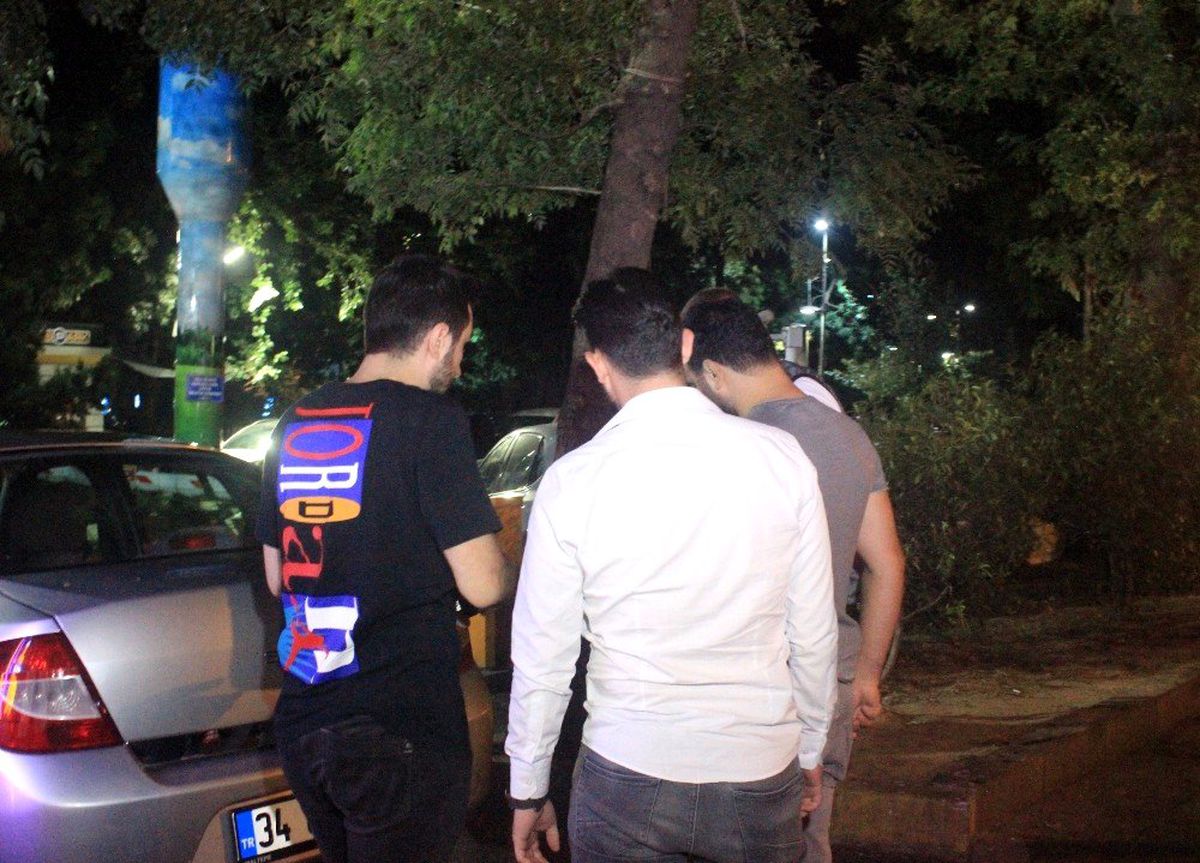 İSPARK'a ait yerlerde 'değnekçi' operasyonu