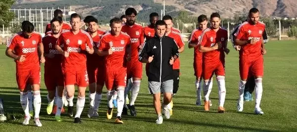Rıza çalımbay: mili maç araları çok önemli
