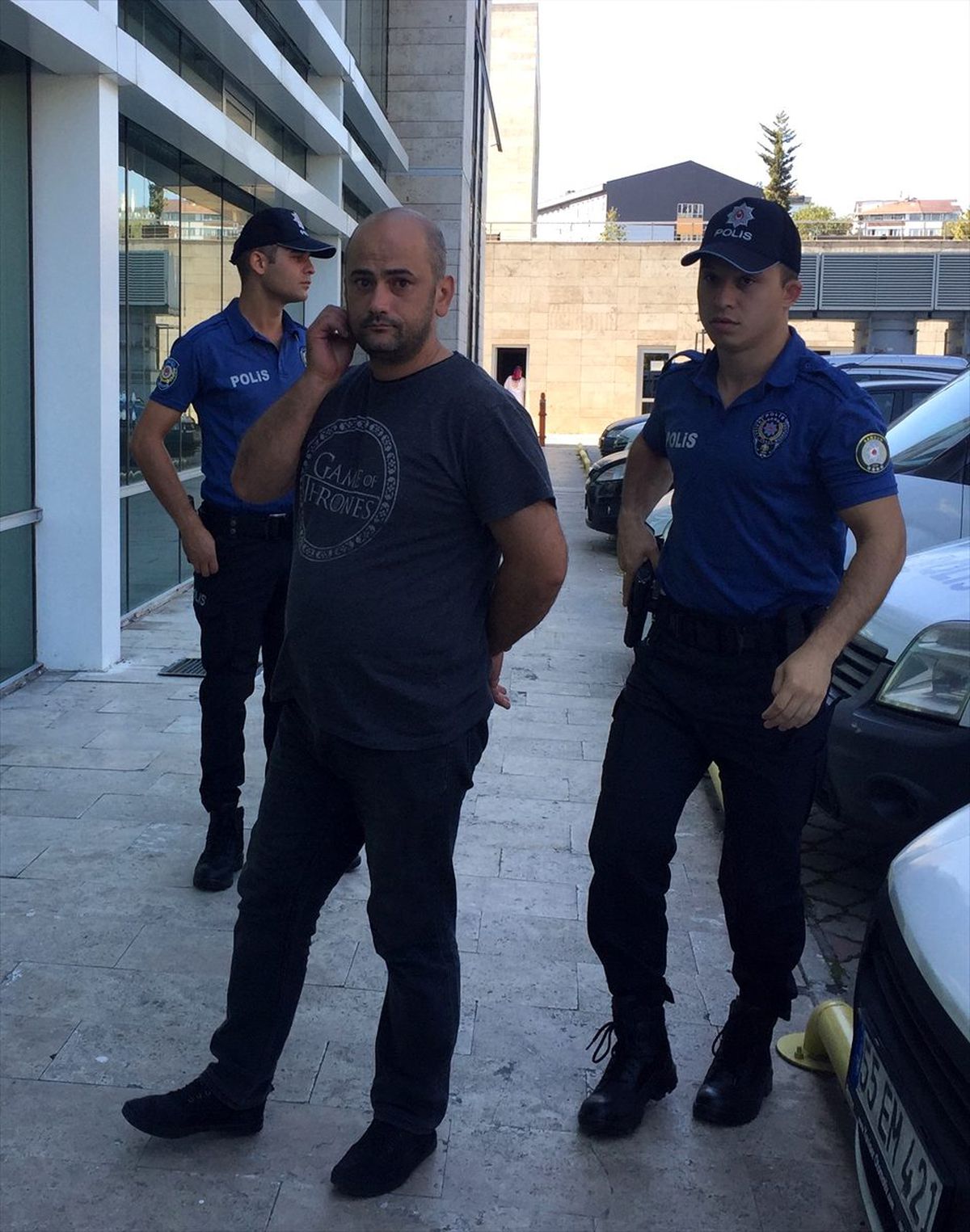 Tartıştığı kişinin kulağını koparan şüpheli gözaltına alındı