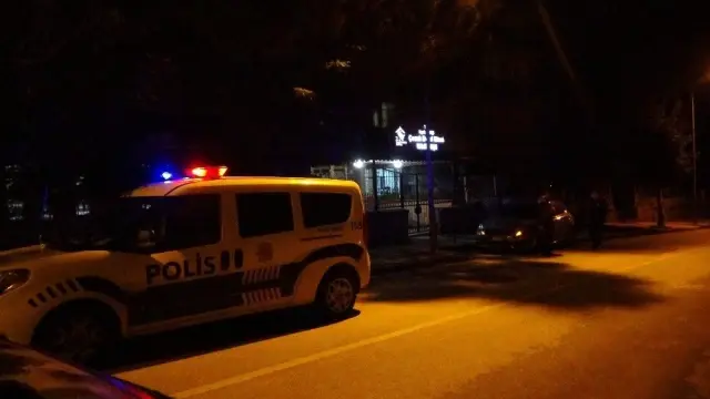 12 yaşındaki kızına içki içirildiğini öne süren baba kızı için geçici velayet kararı çıkardı