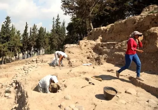 9 bin yıllık yerleşim yeri gün yüzüne çıkartılmaya çalışılıyor 9 bin yıllık yerleşim yeri gün yüzüne çıkartılmaya çalışılıyor