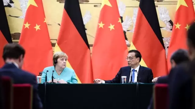 Angela Merkel Çin'de Angela Merkel Çin'de